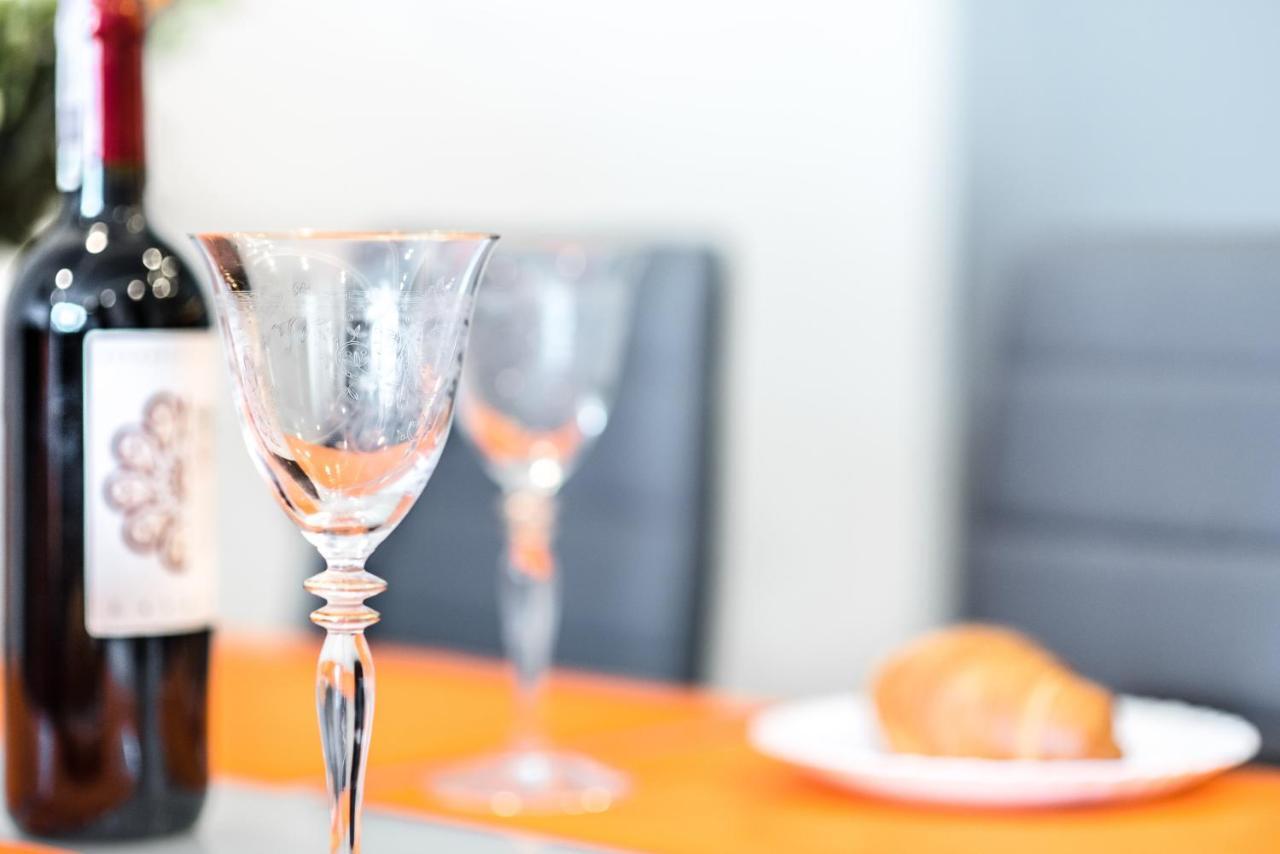 غدانسك Apartment Orange Dream المظهر الخارجي الصورة